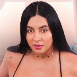 Melany Latina