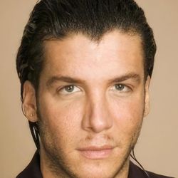 Mike Adriano