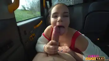 Sofia Lee récidive dans son taxi avec un nouveau client